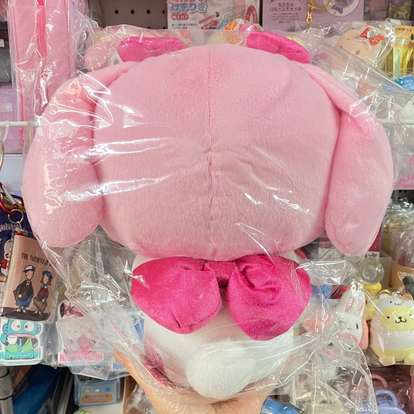 My Melody 抱住玫瑰花公仔