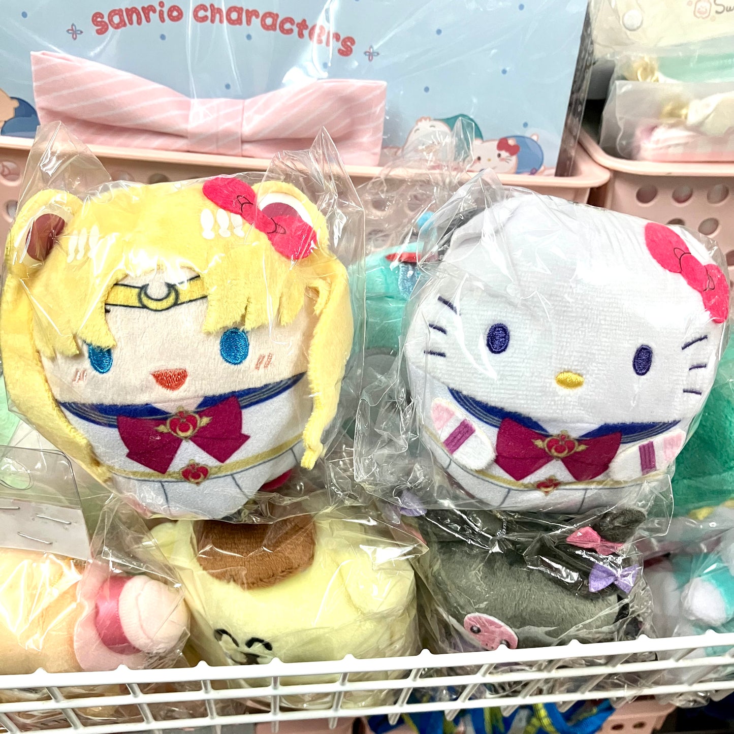 Hello Kitty x Sailor Moon 公仔掛件一對