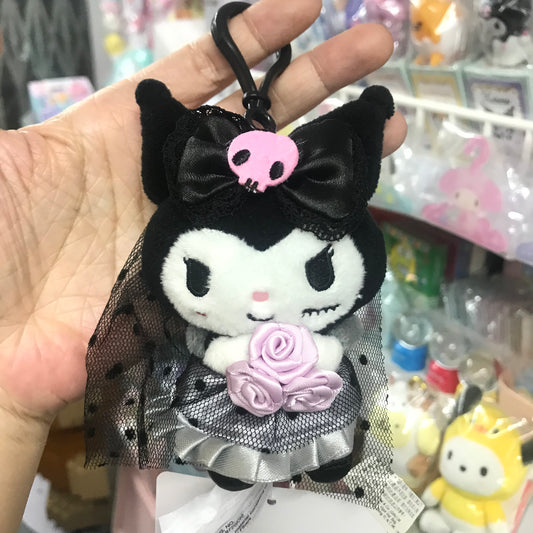 Kuromi 萬聖節抱住玫瑰花公仔掛件