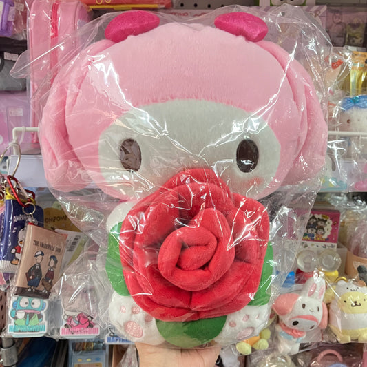 My Melody 抱住玫瑰花公仔